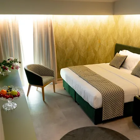 Szálloda Tubhotel 4*