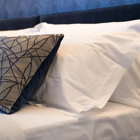 Tubhotel Szálloda 4*